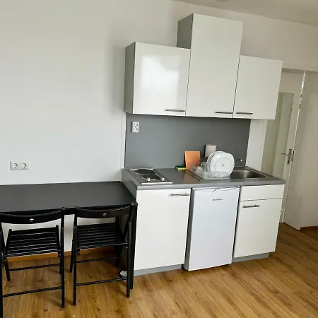 Studio Im Herzen Von Mit Dachterrasse Apartament